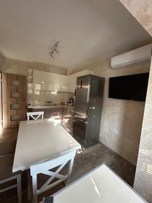 Luxurious Flat Pleven Center Apartment Exterior foto