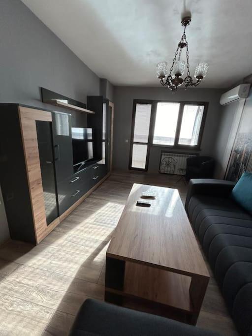 Luxurious Flat Pleven Center Apartment Exterior foto