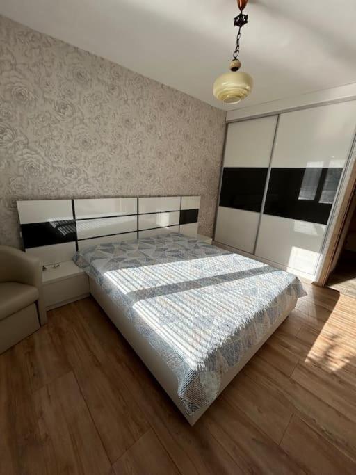 Luxurious Flat Pleven Center Apartment Exterior foto